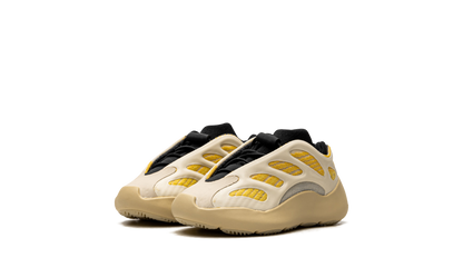 Yeezy 700 V3 Infants "Safflower" G54855