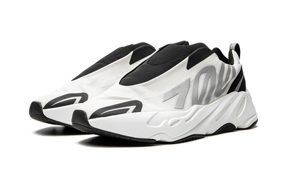 Yeezy 700 MNVN "Laceless Analog" IG4798