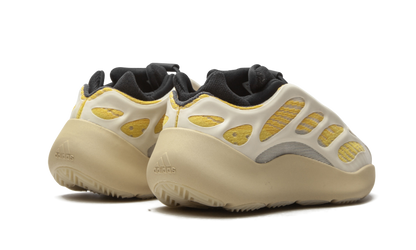 Yeezy 700 V3 "Safflower" G54854