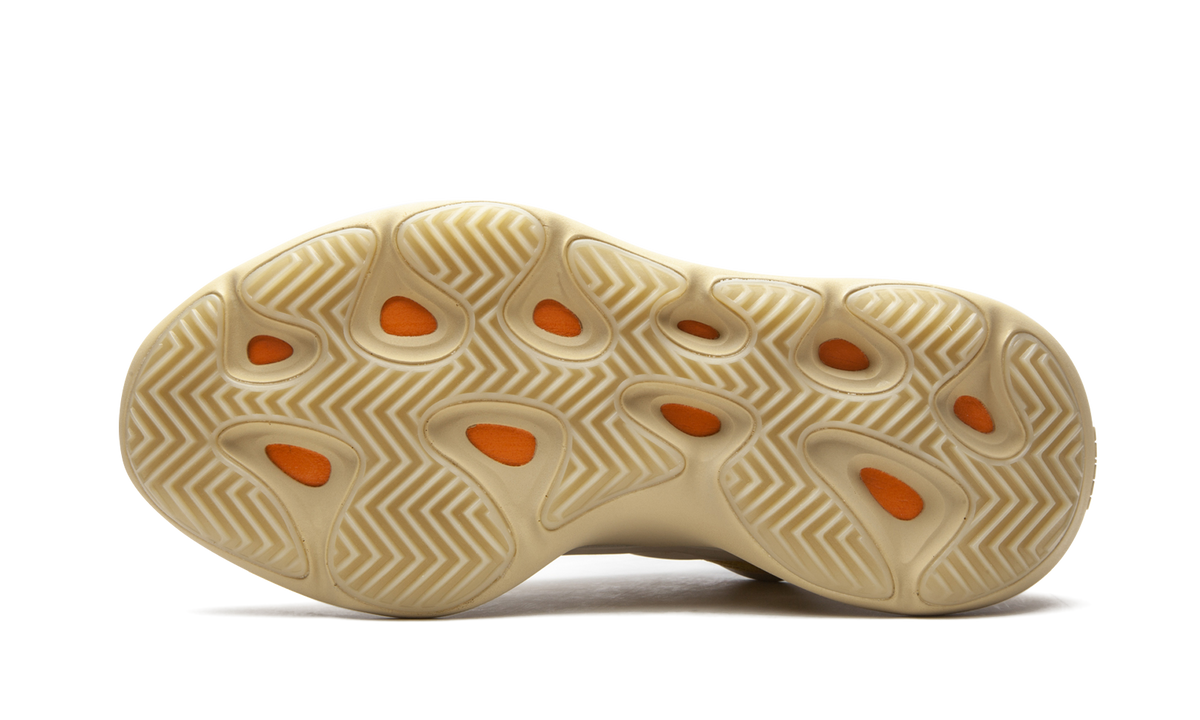 Yeezy 700 V3 "Safflower" G54853