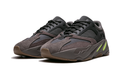 Yeezy Boost 700 "Mauve" EE9614