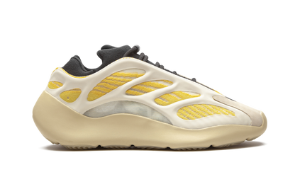 Yeezy 700 V3 "Safflower" G54853