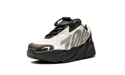 Yeezy Boost 700 MNVN KIDS "Bone" FY3730