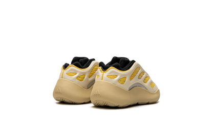 Yeezy 700 V3 Infants "Safflower" G54855