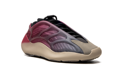 Yeezy 700 V3 "Fade Carbon" GW1814