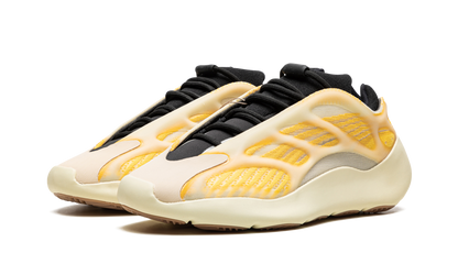 Yeezy 700 V3 "Mono Safflower" HP5425