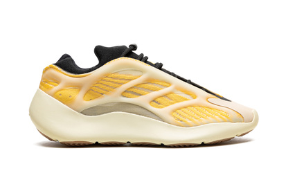 Yeezy 700 V3 "Mono Safflower" HP5425