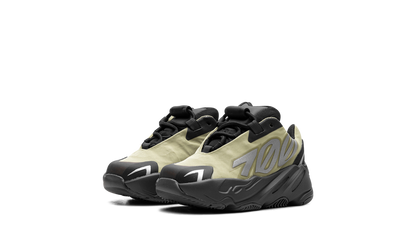 Boost 700 MNVN "Resin" GY4812