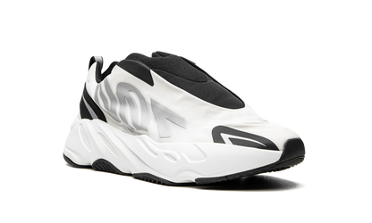 Yeezy 700 MNVN "Laceless Analog" IG4798