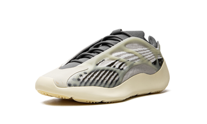 Yeezy 700 V3 "Fade Salt" ID1674