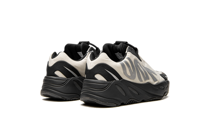Yeezy Boost 700 MNVN KIDS "Bone" FY3730
